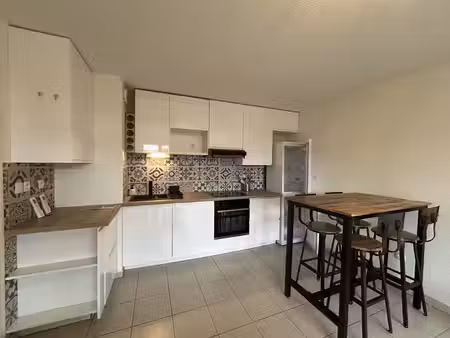 t3 meuble + 2 parkings + jardin launaguet