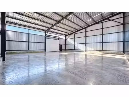 location entrepôt bléré 37150 300m²