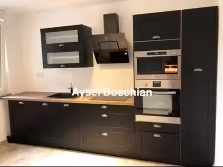 appartement lumineux- 2 chambres- proche gares et frontieres