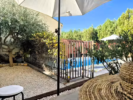 superbe maison de caractere avec piscine et grand garage