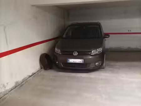 emplacement de parking en sous sol dans résidence sécurisée de 2016