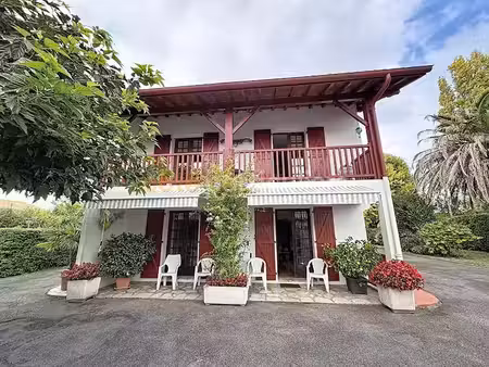 vente maison 10 pièces 250 m² à ustaritz (64480)  490 000 €