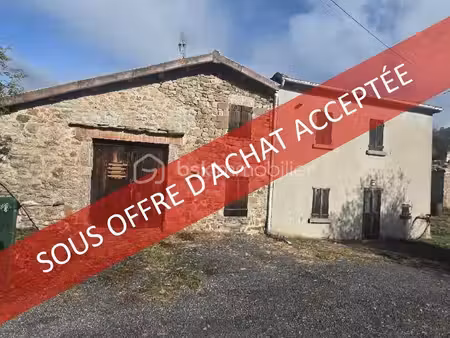 maison de 247 m² à saint-etienne-de-lugdares