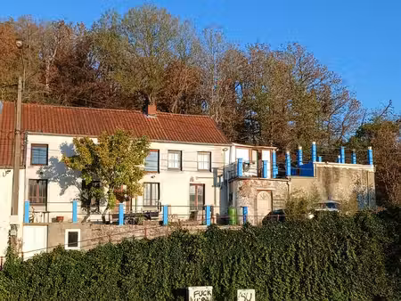 maison 1 chambre à cerfontaine  à rénover