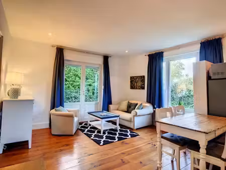 groenendael- joli appartement dans propriété-1 ch.+1 bureau
