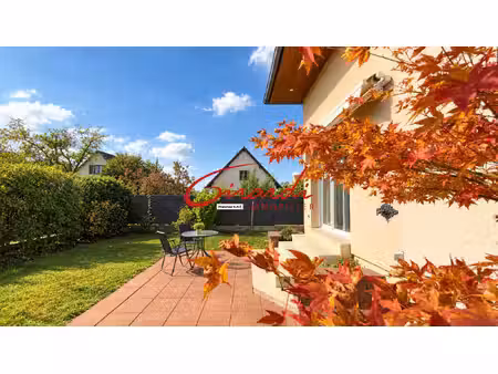 duplex carre de l habitat- 3 chambres- jardin- garage- parki