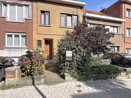 maison uni familial - 4 chambres - jardin