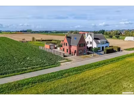 wortegem-petegem - karaktervolle woning op een sublieme l...