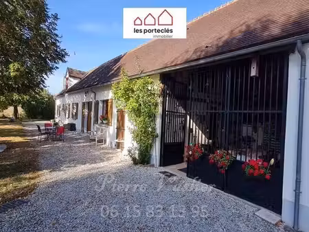 maison 146 m² hab  3/4 ch  bureau  cuisine d’été  garage / 4082 m².