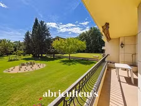 vente appartement 3 pièces à aix-en-provence (13080) : à vendre 3 pièces / 94m² aix-en-pro