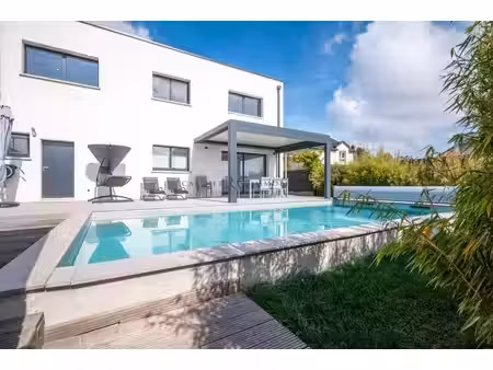 prestigieuse maison en vente thionville  grand est