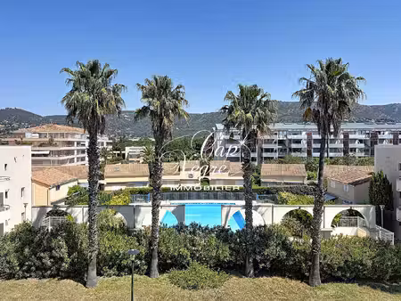 appartement le lavandou 4 pièce(s) 42 m2 et garage