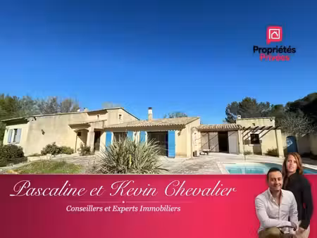 maison de plain pied à saint chamas avec piscine