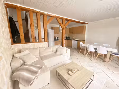 location appartement 3 pièces 73m²
