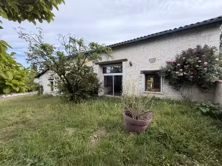 achat maison 9 pièces 194m² chalais 16210