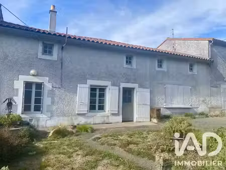 vente maison 5 pièces 115 m² à cirières (79140)  125 000 €