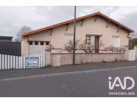 maison de village à lys-haut-layon (49310)