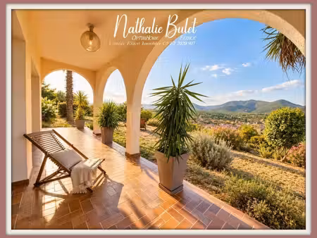 maison de 185 m² avec piscine sur 3 900 m² de terrain – vue panoramique sur le caroux