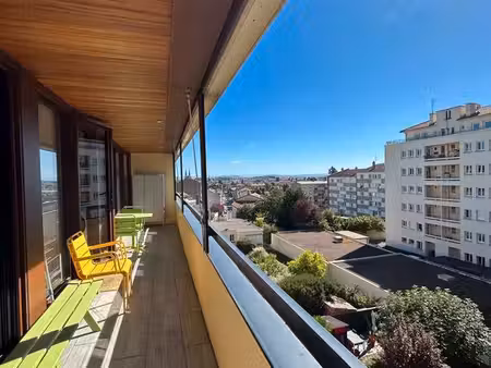 chamalières-t2 lumineux de 47 75m² avec balcon  garage et cave