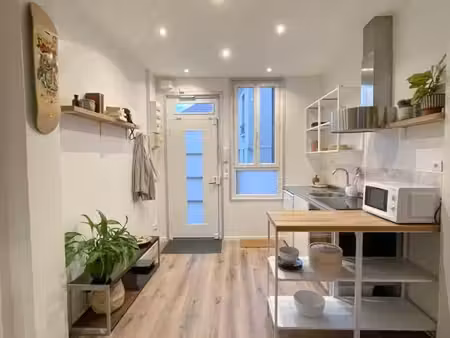 studio 1 pièce 25 m²