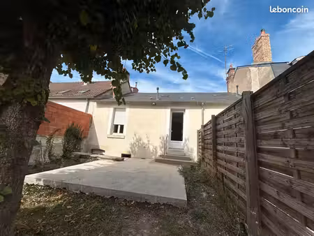 maison 3 pièces vierzon 59 m²