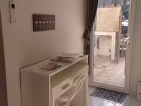 a louer studio rez de jardin