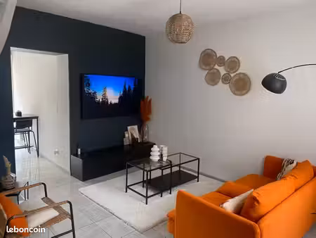 à louer – maison de ville à cognac