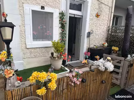 appartement t2 bis rdc centre lourdes + parking