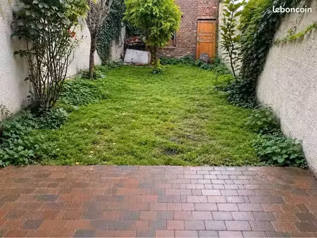 appartement meublé deux pièces avec jardin
