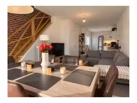 duplex à louer avec 2 chambres   estaimpuis (vbe75325)