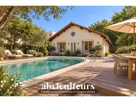 maison familiale avec piscine et grand jardin avec fort potentiel à caudéran 33200