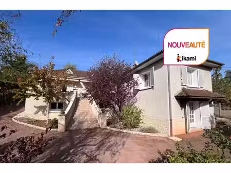 à mâcon (71)  immense maison en vente avec jean-christophe v