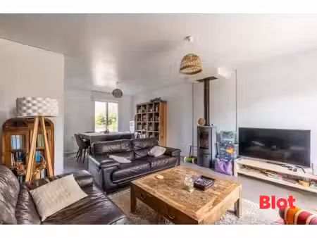 a vendre en exclusivite chez blot immobilier - vern sur seiche - maison t5 - 114 m²