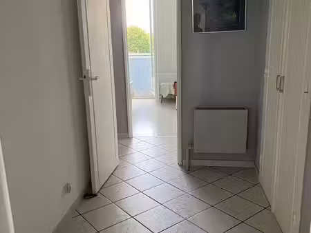 t3 de 66 m2 hyper centre bruges