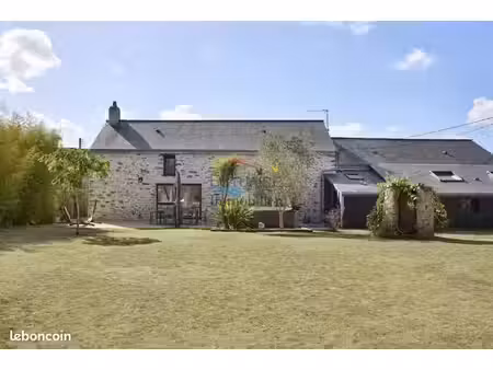 longère 8 pièces 206 m²