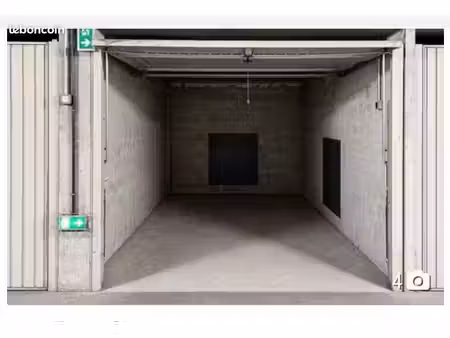 parking box lyon 69004