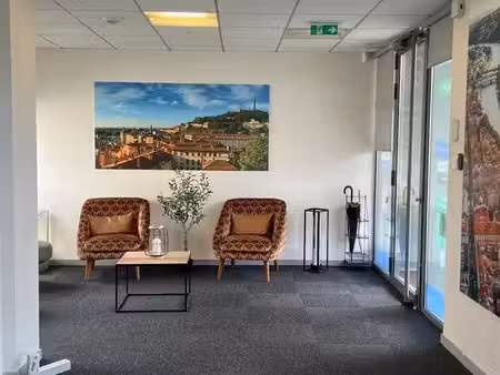 bureaux 62 m² + 5 parkings à sainte-foy-lès-lyon