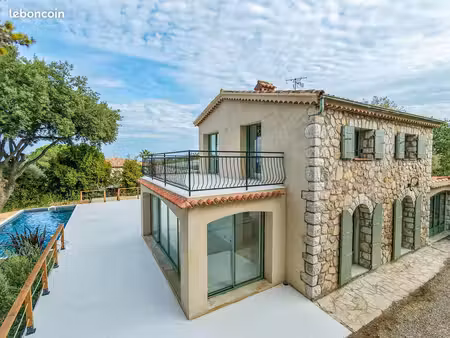 villa - 230m2 - 4 chambres - 4 salles de bain
