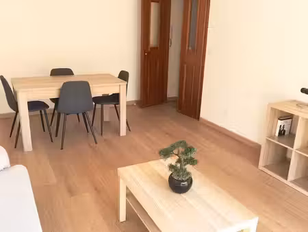 2 pièces meublé à louer menton