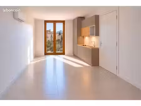studio rénové et climatisé
