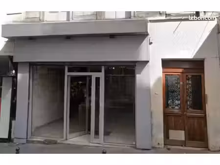 local 163 m² paris
