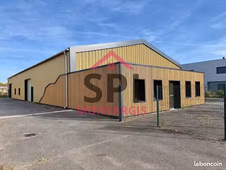 local commercial 246 m² pannes