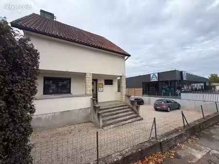 local professionnel – cahors regourd – 90 m² + sous-sol – parking – terrain 577 m²