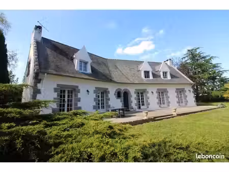 maison 9 pièces 200 m²
