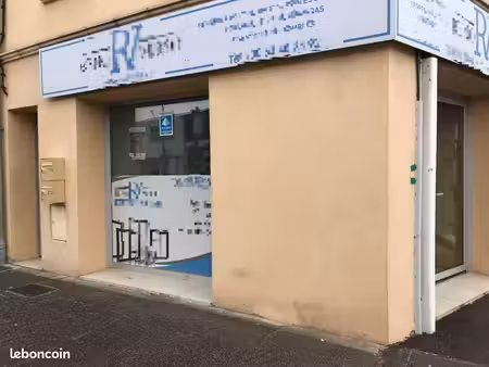 a louer local professionnel 70 m2
