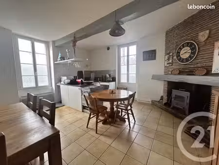 maison 4 pièces 95 m²