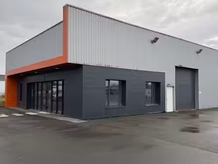 local commercial entrepôt