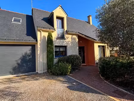 maison 6 pièces 126 m²
