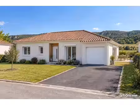maison 3 pièces 90 m²