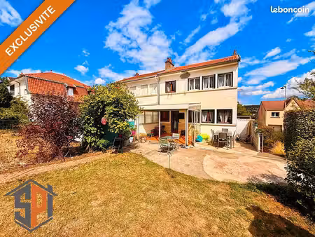 maison 4 pièces 85 m²